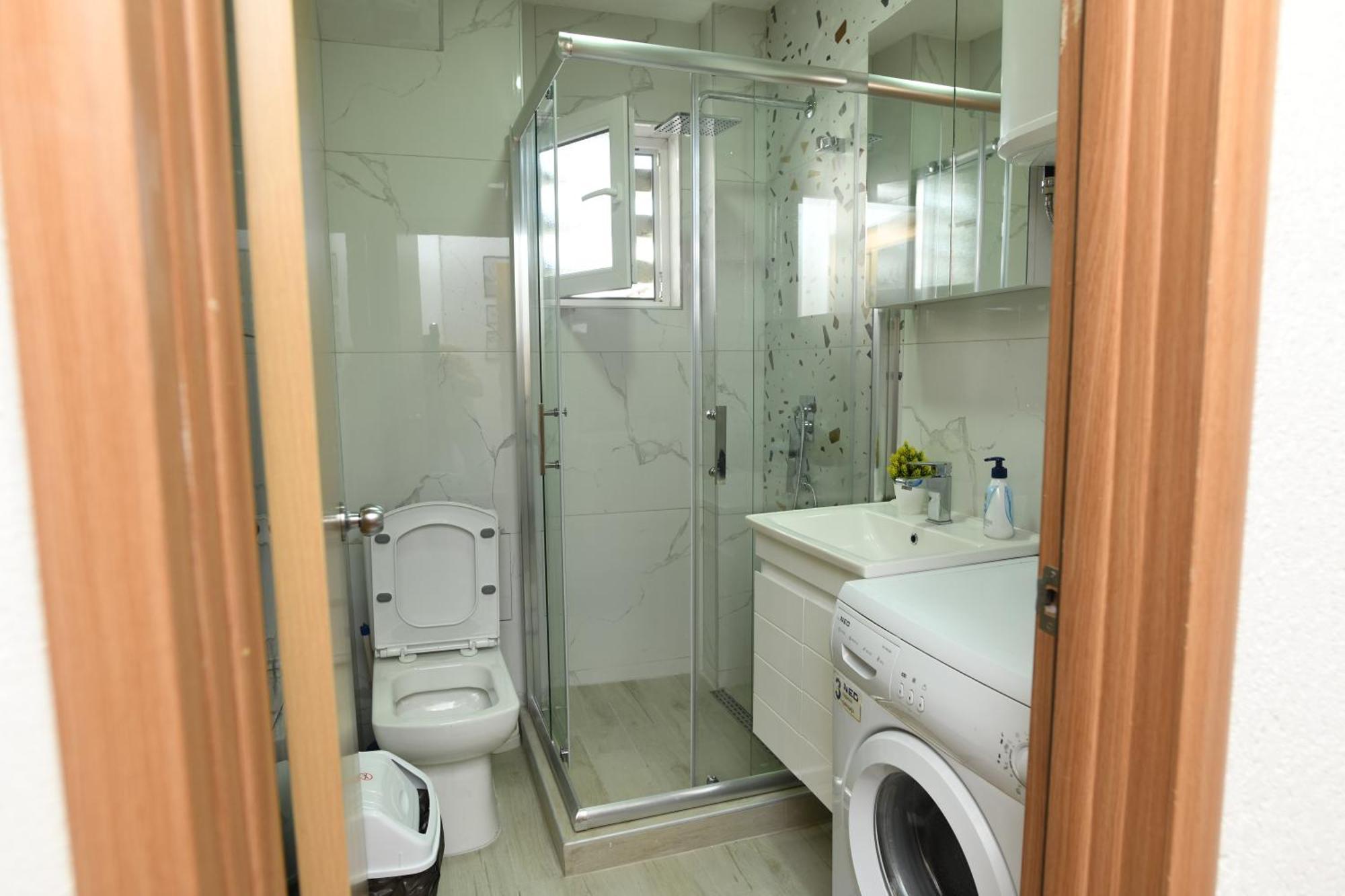 Cinema Vardar Apartment Skopje Eksteriør bilde