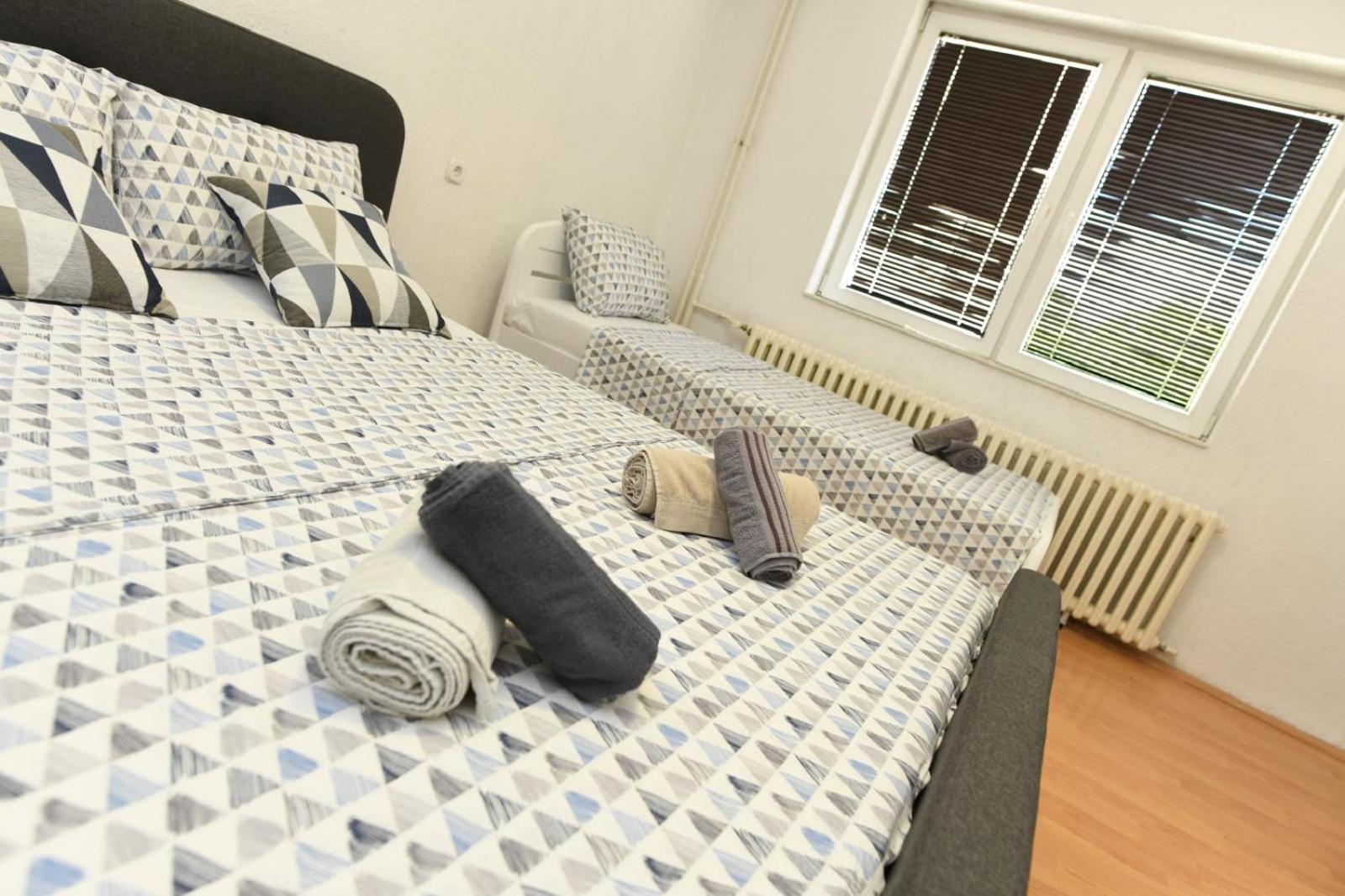 Cinema Vardar Apartment Skopje Eksteriør bilde