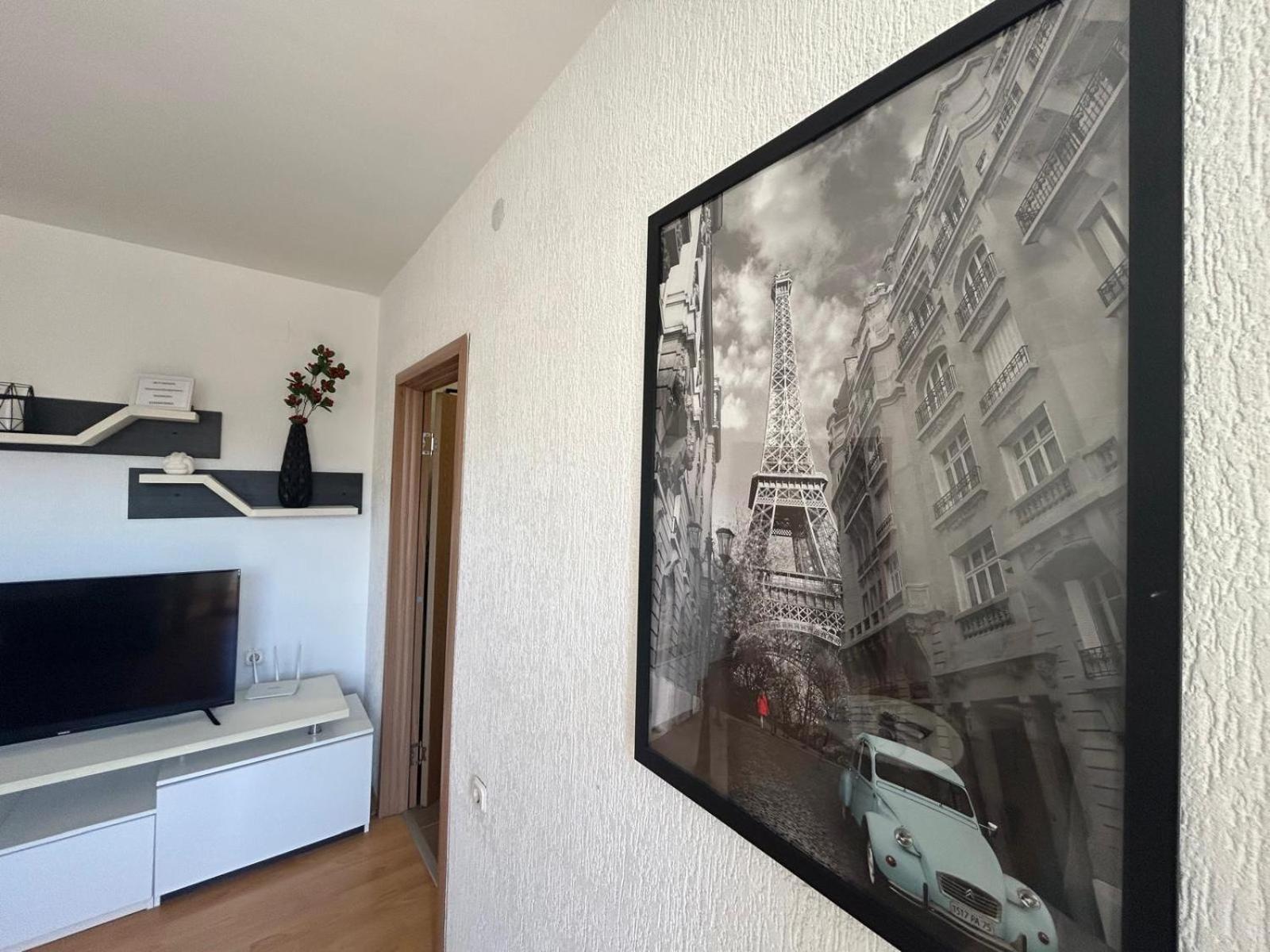 Cinema Vardar Apartment Skopje Eksteriør bilde
